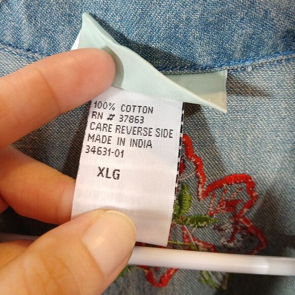 Denim Vintage Shacket Floral Fall - Picture 8 of 10